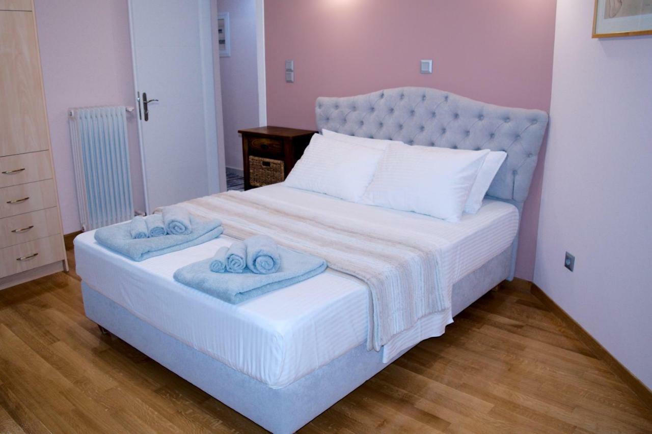 George'S Cozy Apartment In Plaka Atina Dış mekan fotoğraf